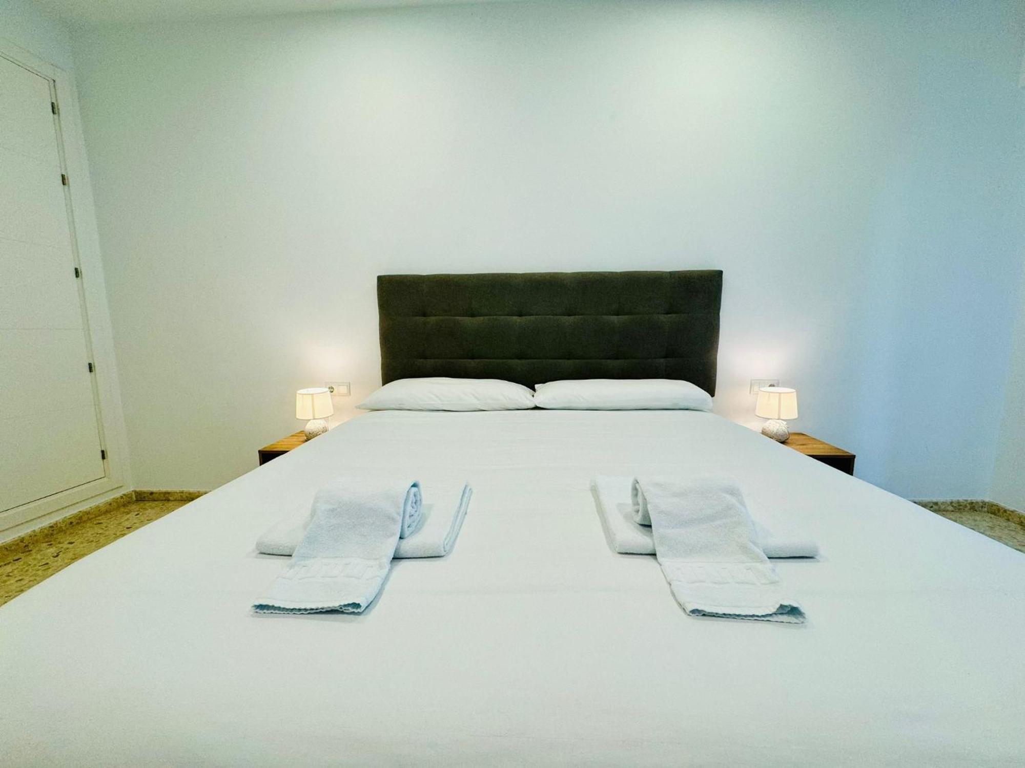 Apartamentos La Muralla Grupo Ac Gestion Καντίζ Εξωτερικό φωτογραφία