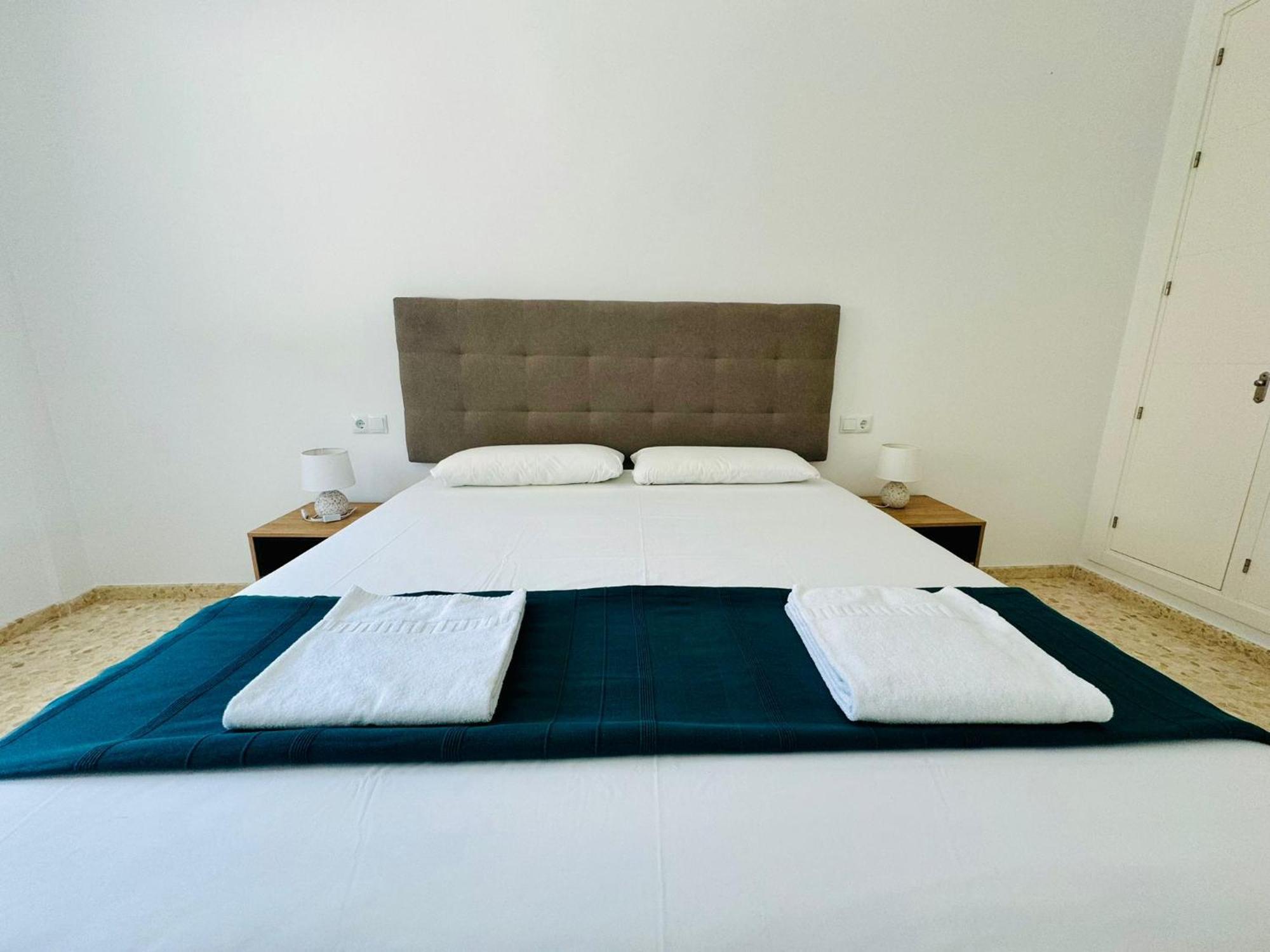 Apartamentos La Muralla Grupo Ac Gestion Καντίζ Εξωτερικό φωτογραφία